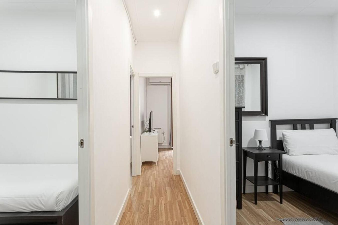 Апартаменты Bright 3Bdr Near To The Metro Оспиталет-де-Льобрегат Экстерьер фото