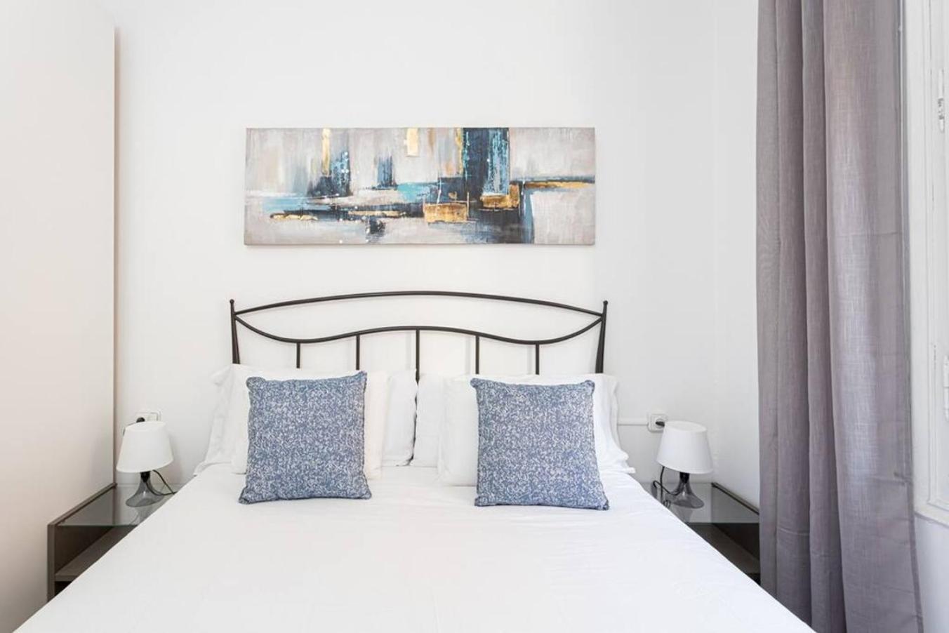 Апартаменты Bright 3Bdr Near To The Metro Оспиталет-де-Льобрегат Экстерьер фото